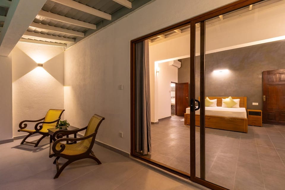 Bed, Seating area, Bedroom