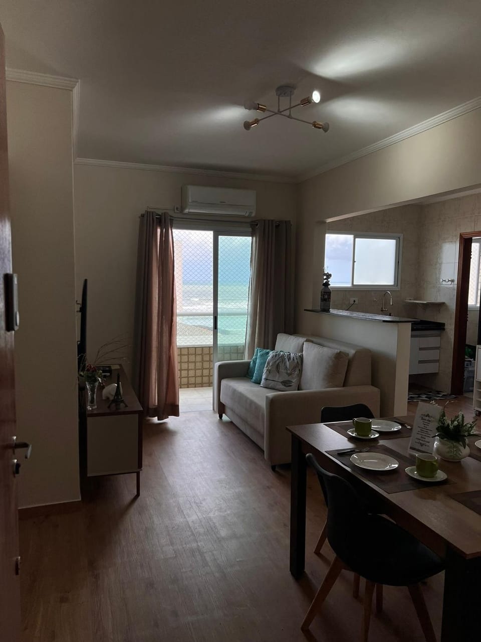 Communal lounge/ TV room, Living room, Dining area