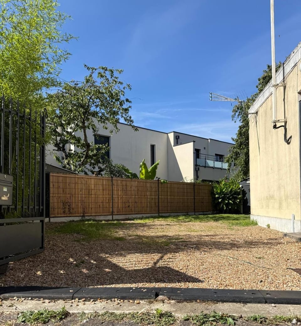Facade/entrance, Garden view, Parking