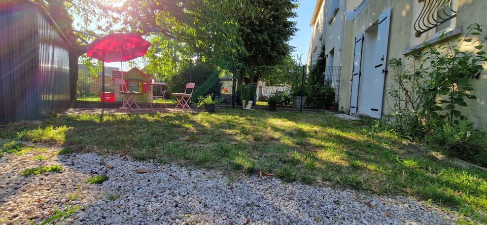 Garden, Garden view