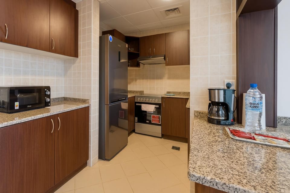 The Rosewood HH at Sarai Residence, Palm Jumeirah, 5 mins from the Iconic Atlantis The Royale Apartment in Dubai