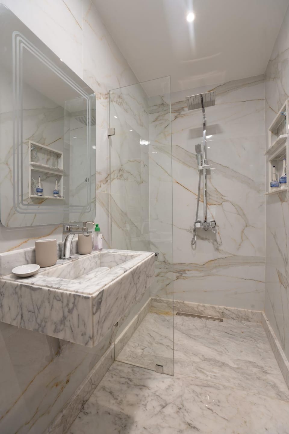 Shower, Bathroom, towels