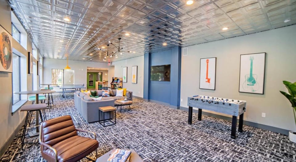 Activities, Billiard, Game Room