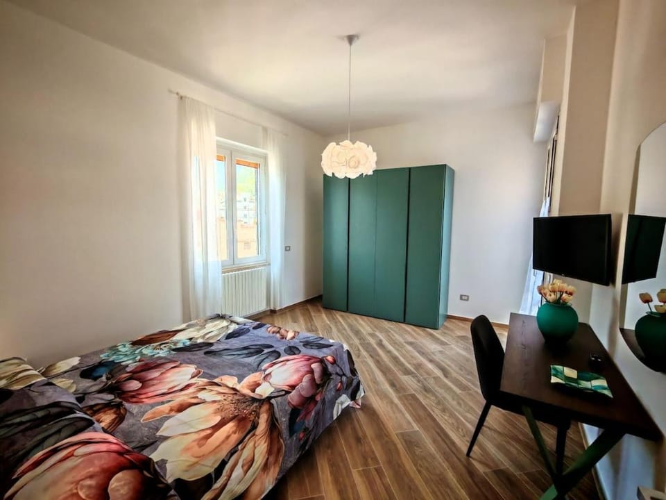 The Hug - Casa Vacanze Apartment in Salerno
