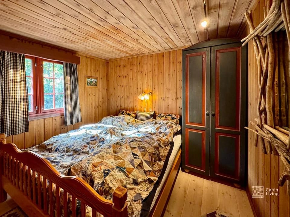 Ski in-out cabin Trysil sauna, fireplace and views Cabin in Innlandet