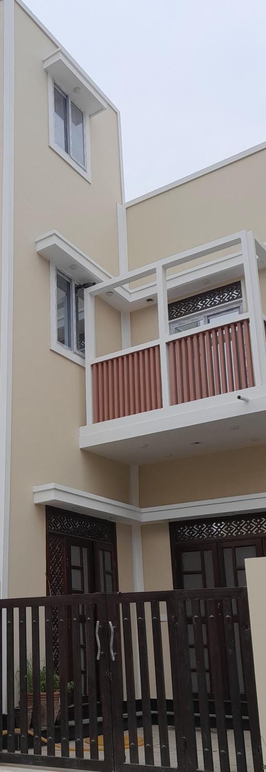 Brand New Furnished House Villa in Karachi