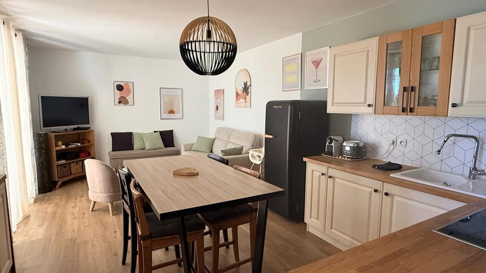 Appartement golf saumane Celomidie Apartment in L'Isle-sur-la-Sorgue