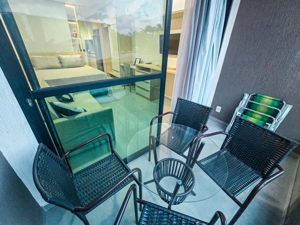 Patio, Balcony/Terrace, Living room, Seating area, Dining area, Swimming pool, sunbed