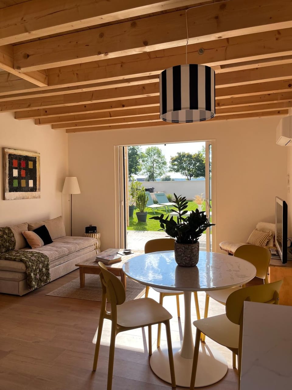 HÔME Les hauts du Val House in Bourgogne-Franche-Comté