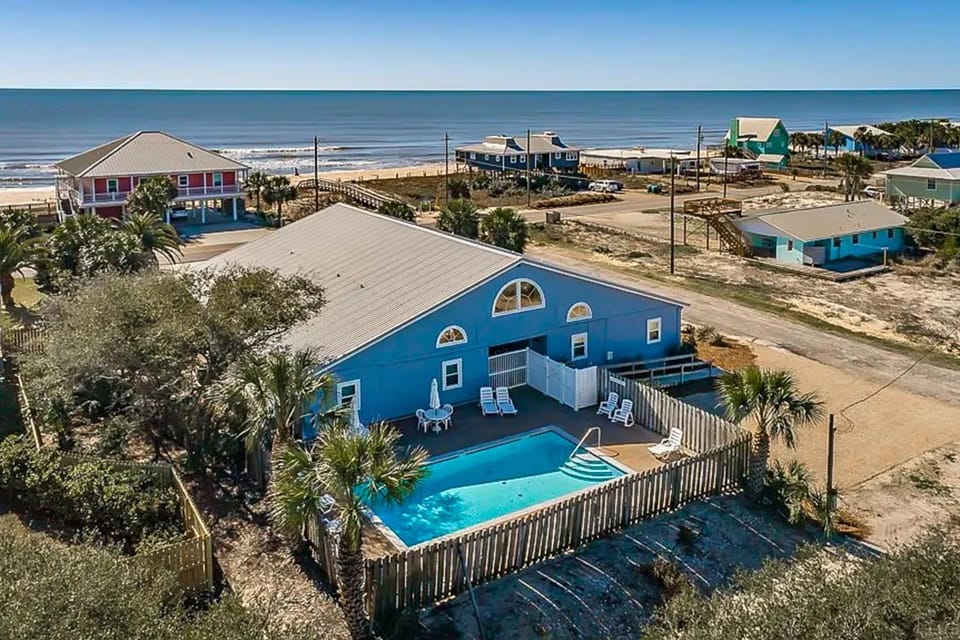 Neptunes Palace A1 Apartment in Saint George Island