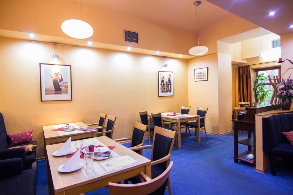 Hotel Hron Hotel in Lower Silesian Voivodeship