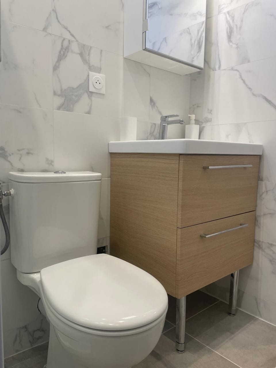 Toilet, Bathroom