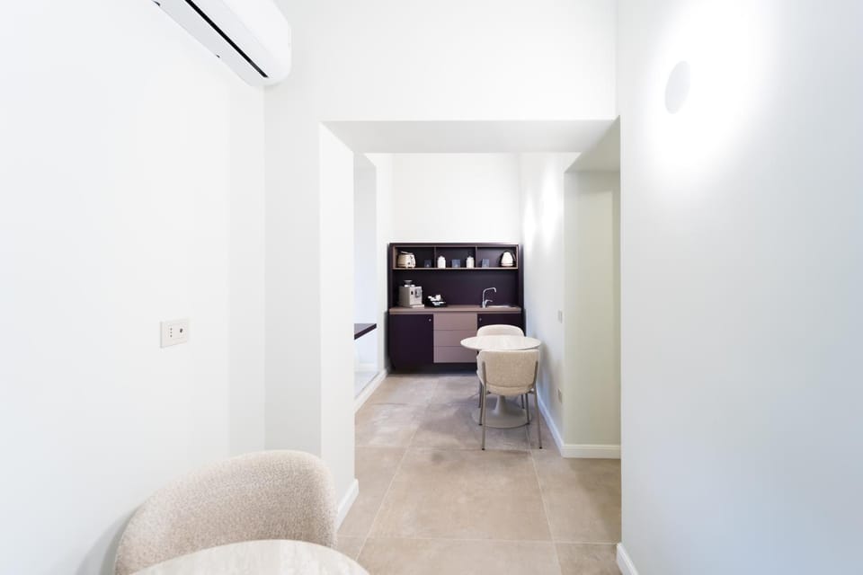 Dining area, Communal kitchen