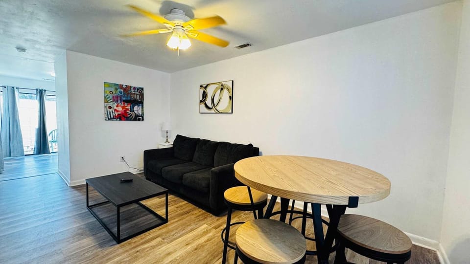 Beautiful and Tranquil Cherry Grove Beach Apartment in North Myrtle Beach