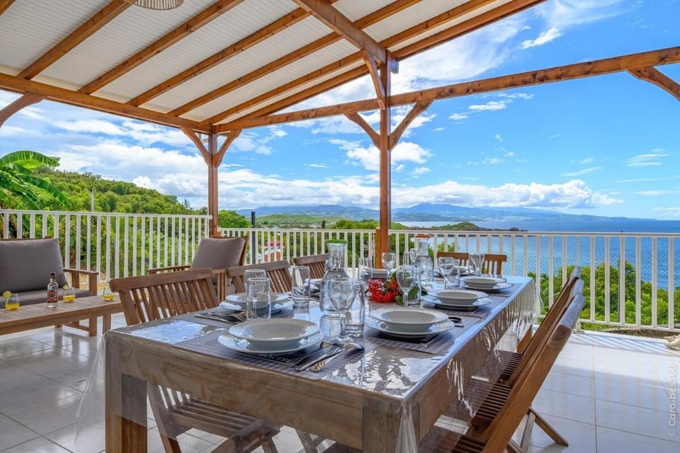 Day, Natural landscape, View (from property/room), Balcony/Terrace, Dining area, Mountain view, River view, Sea view