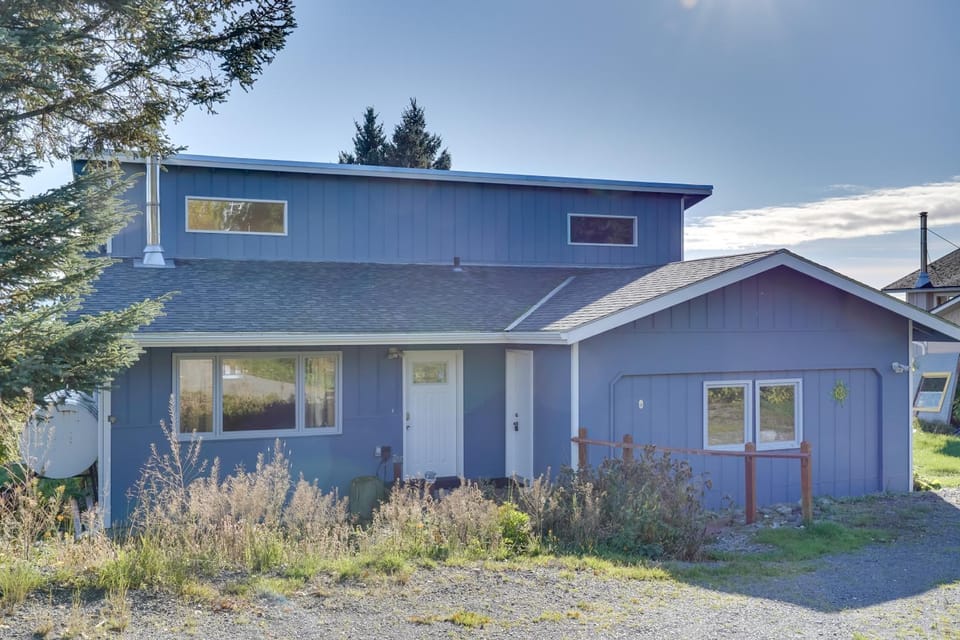 Fish & Hike! Home Base for Kachemak Bay Adventures Apartment in Homer