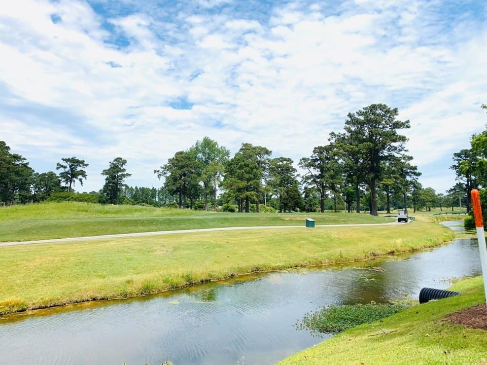 Peaceful condo in the center of Myrtle Beach House in Carolina Forest