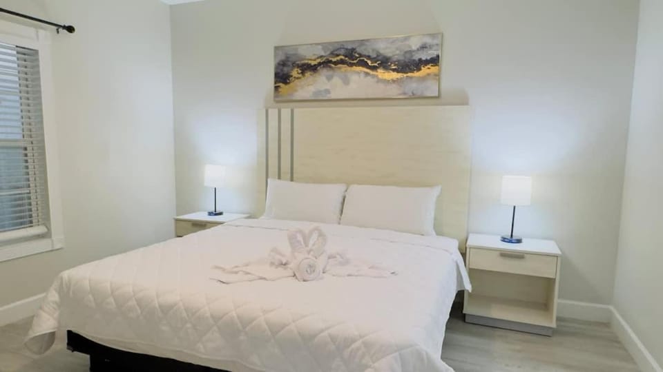 Cozy 1BR Condo with Pool Access Sleeps 4 Apartment in Carolina Forest