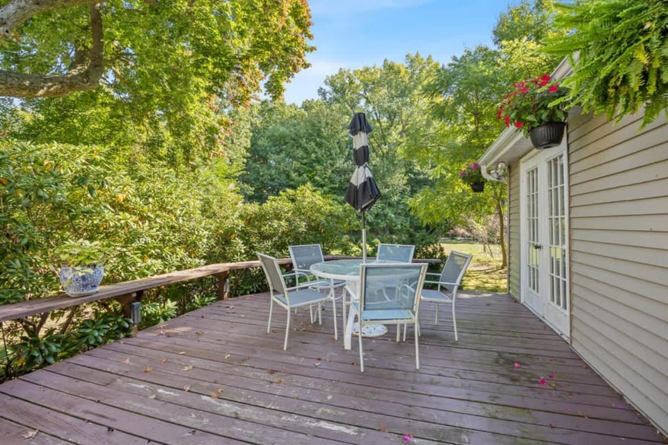 Historic Saugatuck -Walk to Lake Shops and Dining House in Michigan