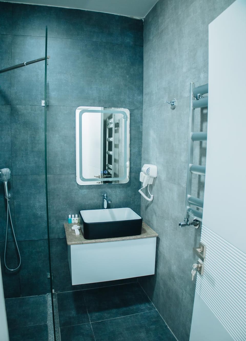 Shower, Bathroom