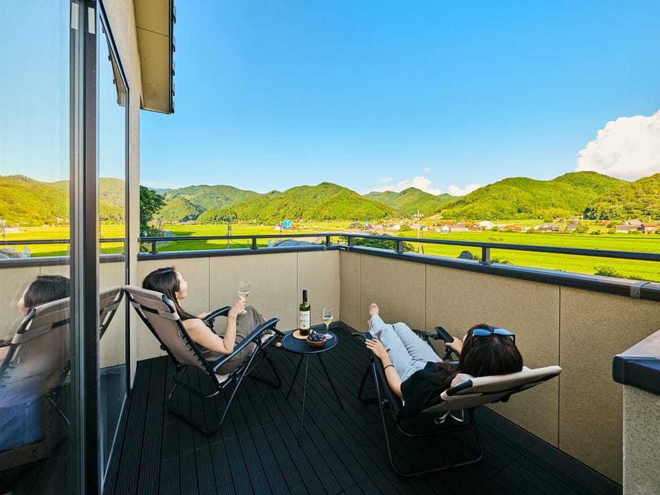 Day, Natural landscape, View (from property/room), Balcony/Terrace, Mountain view