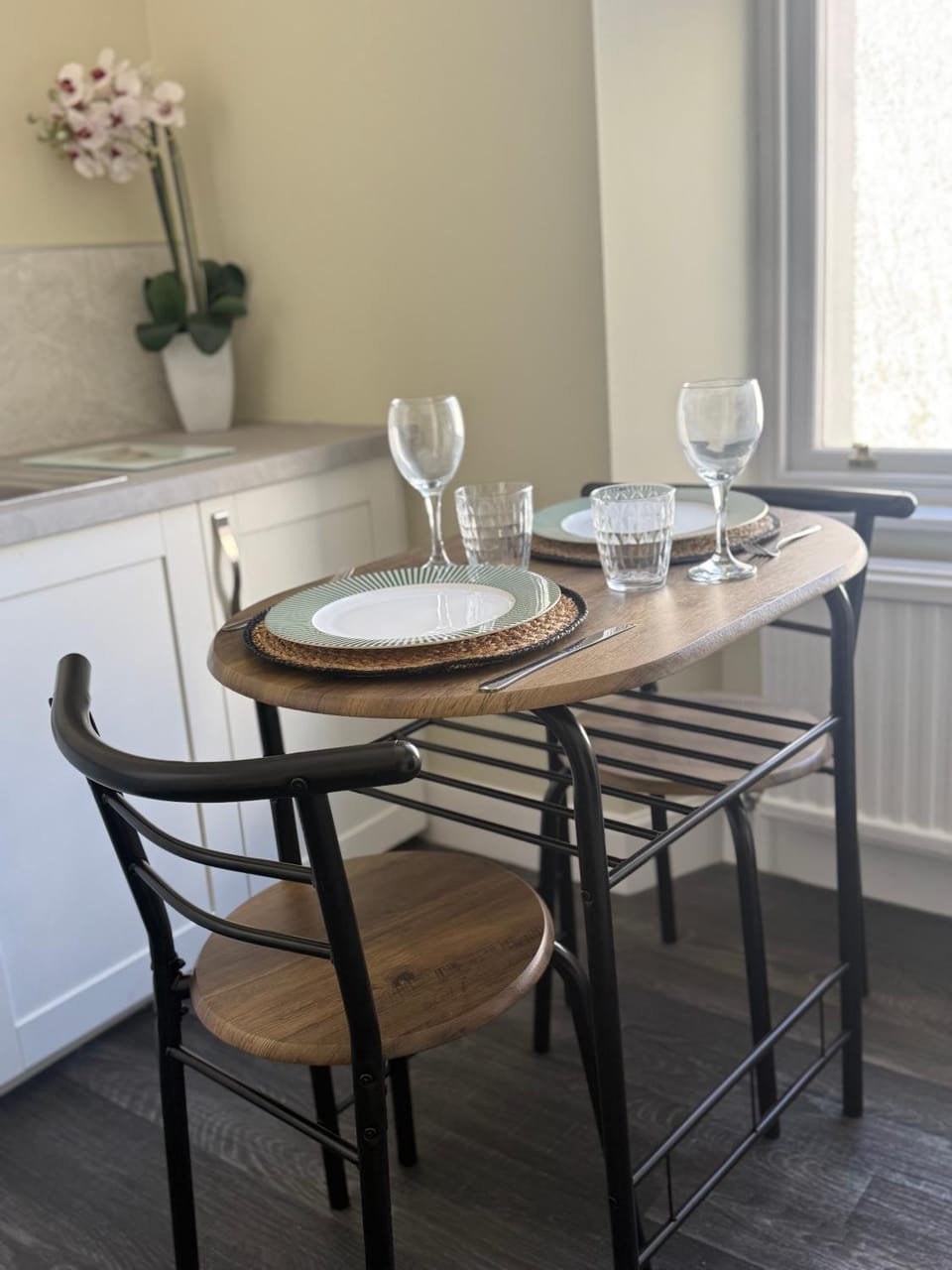 The Close Apartment in England