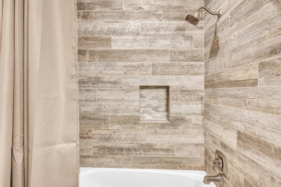 Bathroom, Bath