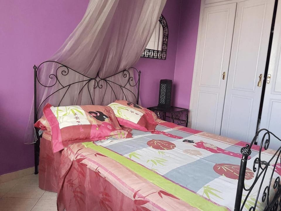 Room for rent in a family apartment Apartment in Tangier