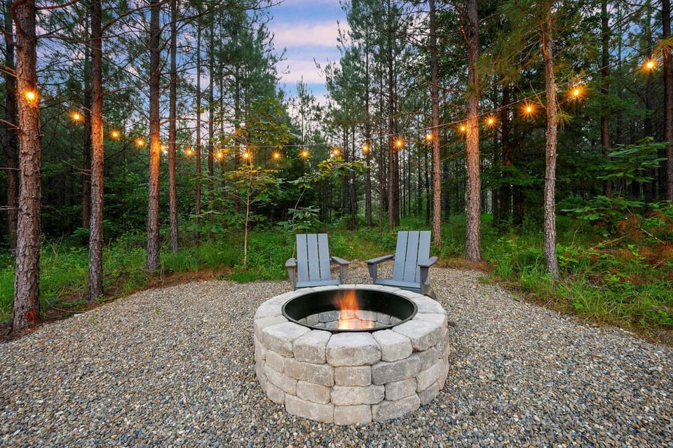 New At Ease Honeymoon Cabin Hot Tub Romantic Cabin in Oklahoma