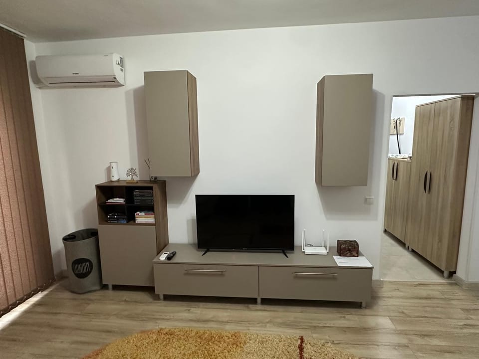 Astra Residence Ultracentral Apartment in Prahova, Romania