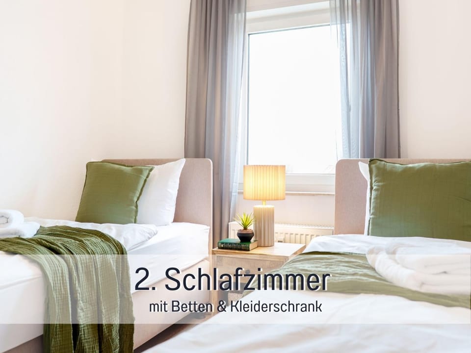 Bed, Bedroom, flat iron, wardrobe