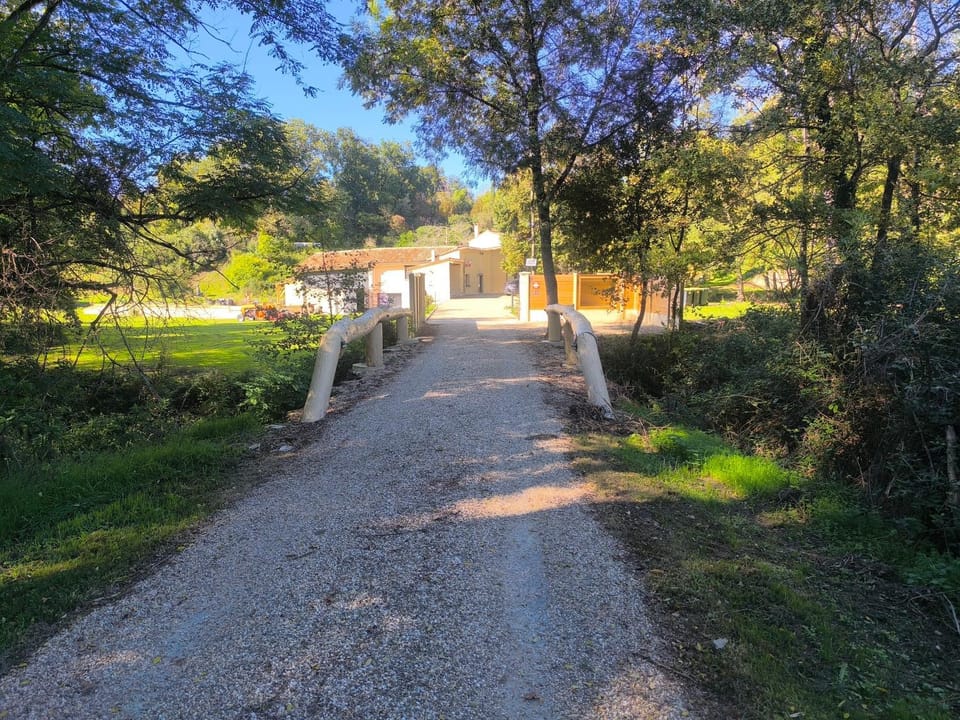 Neighbourhood, Natural landscape