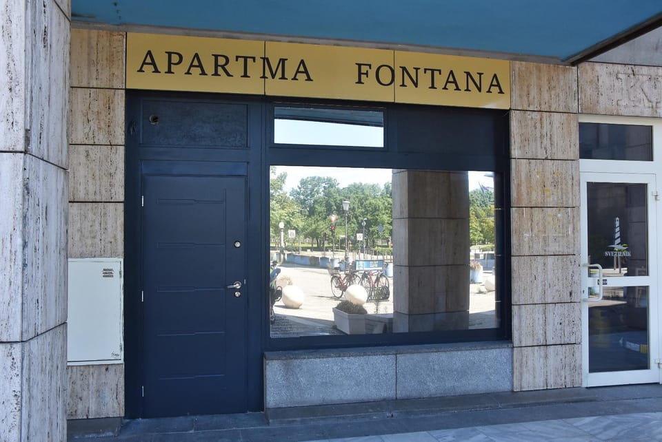 Facade/entrance, Day
