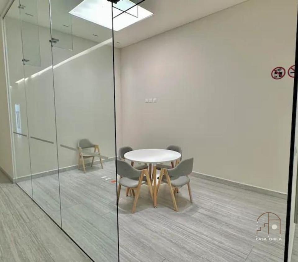 Lobby or reception, Seating area