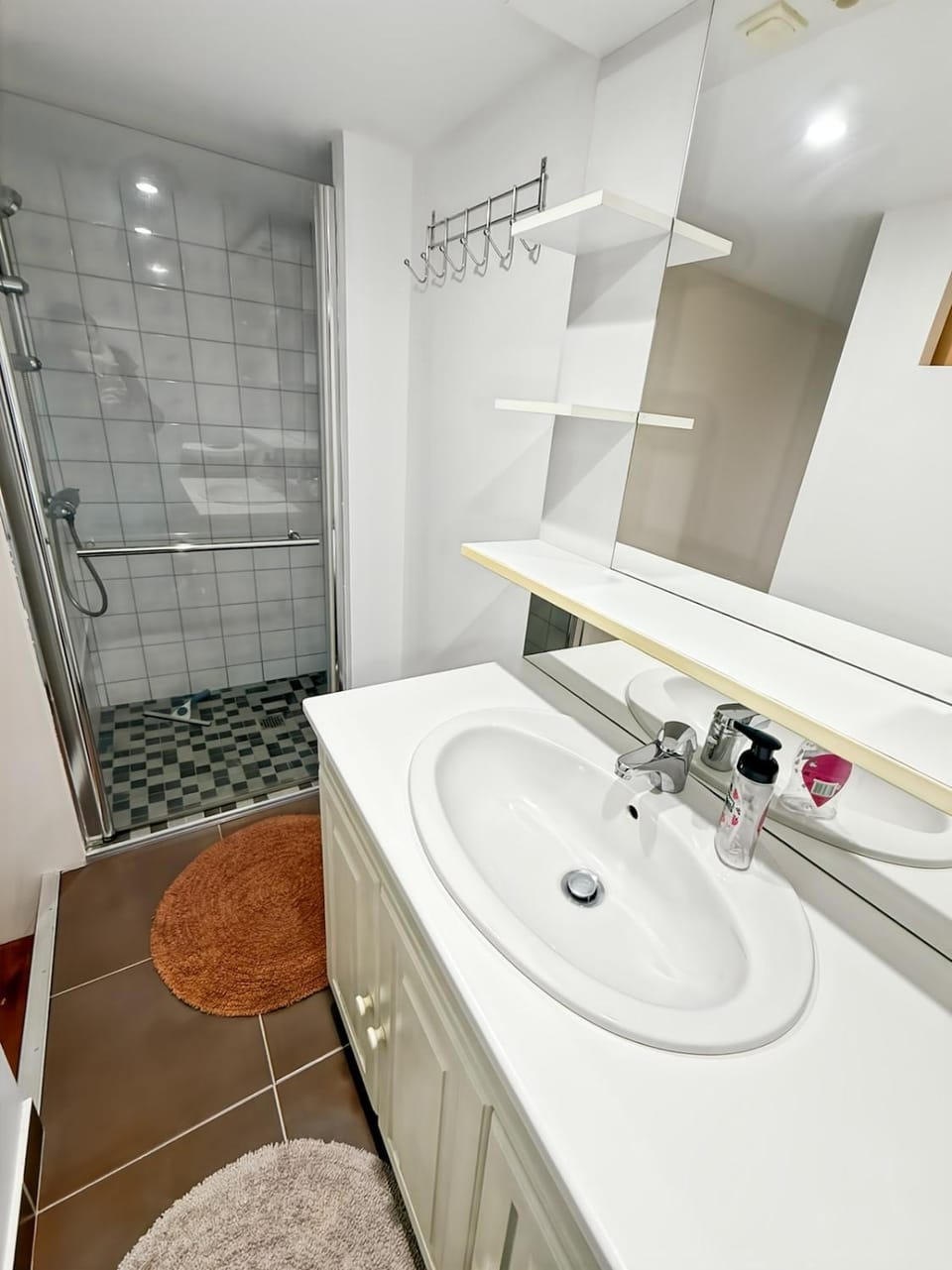 Shower, Bathroom