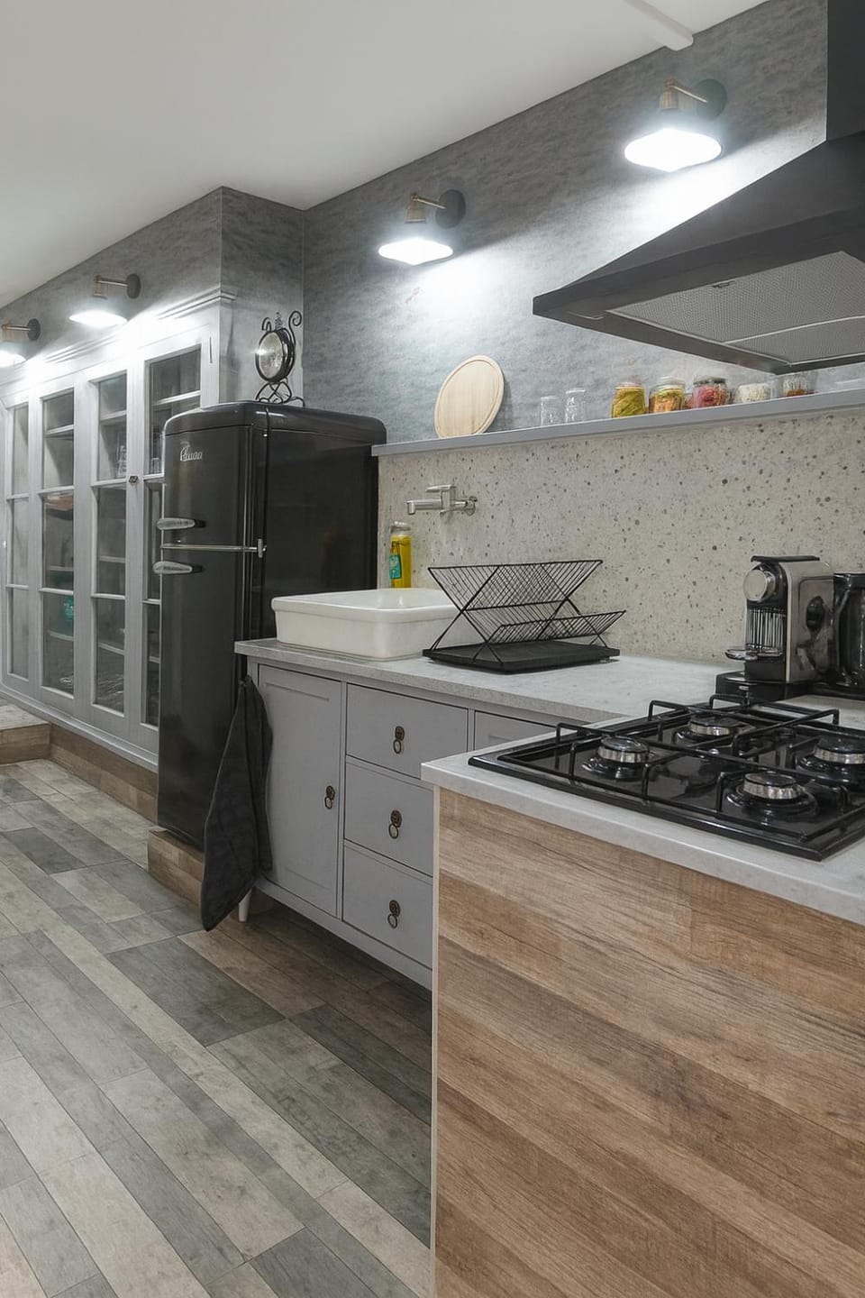 Kitchen or kitchenette