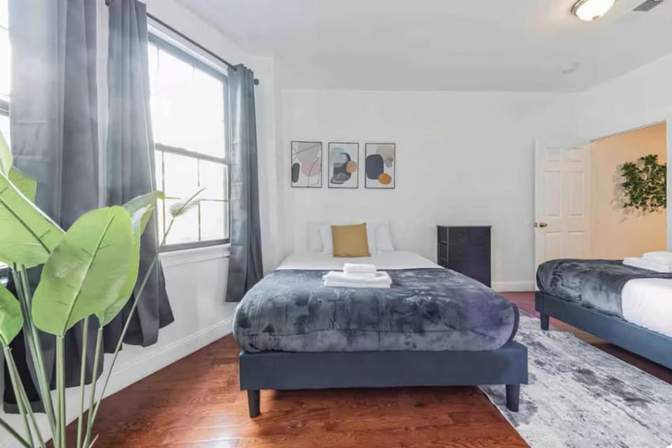 Across from Convention Center - Sleeps 6 - 3F Apartment in Philadelphia