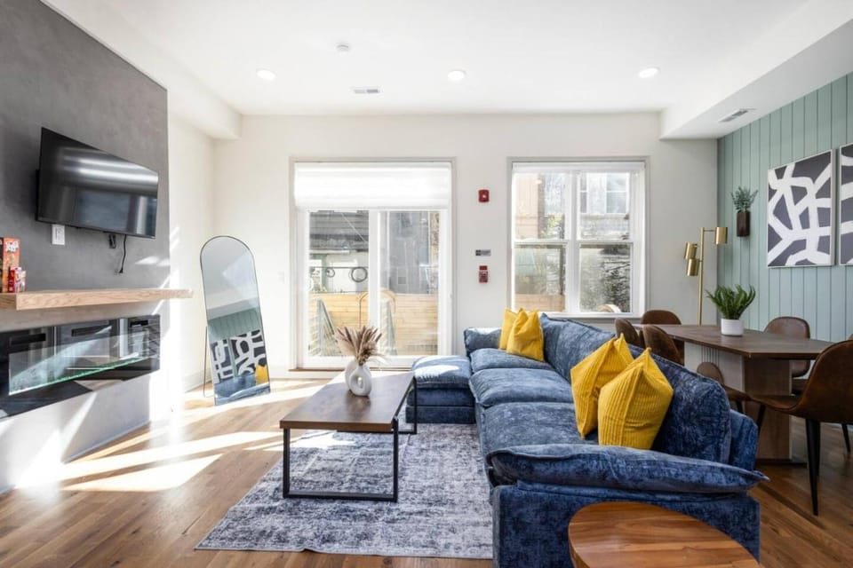 2BR - Fairmount Park -10 mins to DT - Sleeps 10 Apartment in Philadelphia
