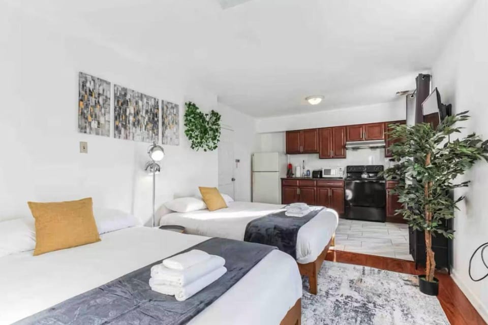 Spring Garden Small and Cozy Studio Sleeps 4 Apartment in Philadelphia