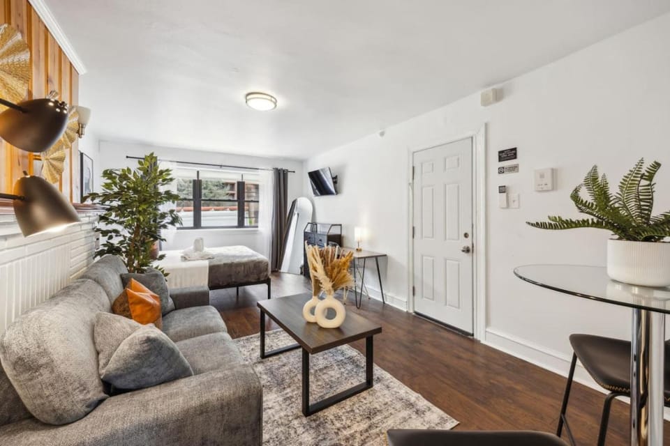 Charming Studio in the Heart of Center City with Fast WiFi Apartment in Philadelphia
