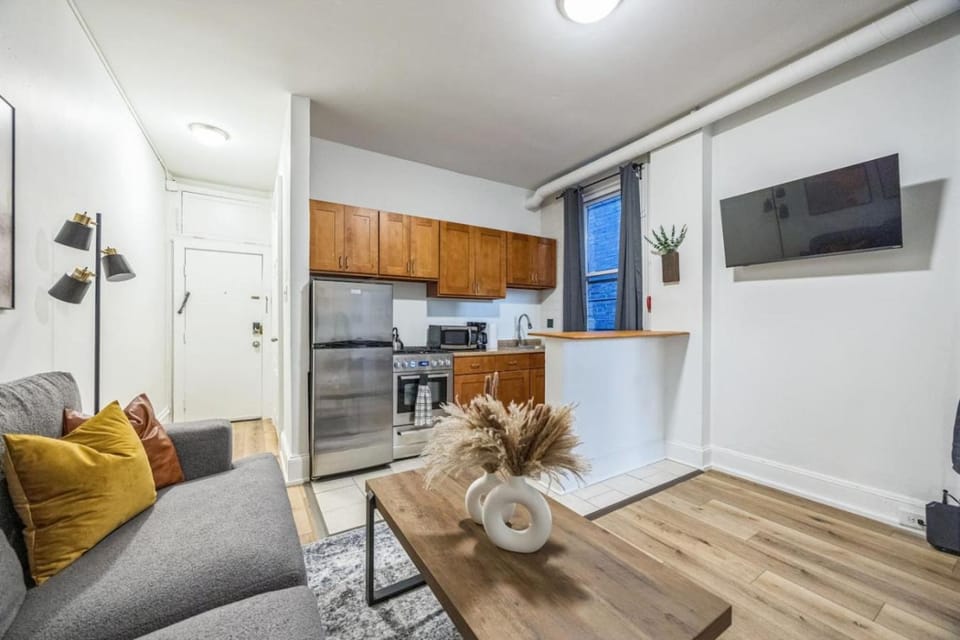 Quaint and Cozy Center City 1BR that Sleeps 4 Apartment in Philadelphia