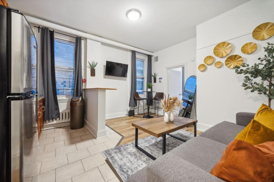 Quaint and Cozy Center City 1BR that Sleeps 4 Apartment in Philadelphia