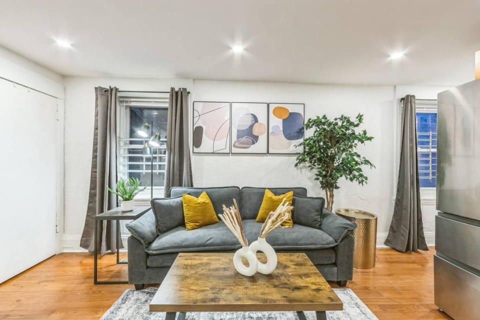 Cozy Center City 1BR apartment with Patio Apartment in Philadelphia