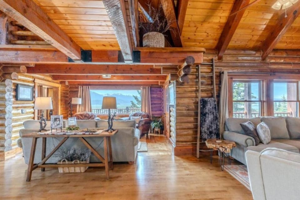 Sanora Lodge - Game Loft, Fire Pit, Yellowstone House in Island Park
