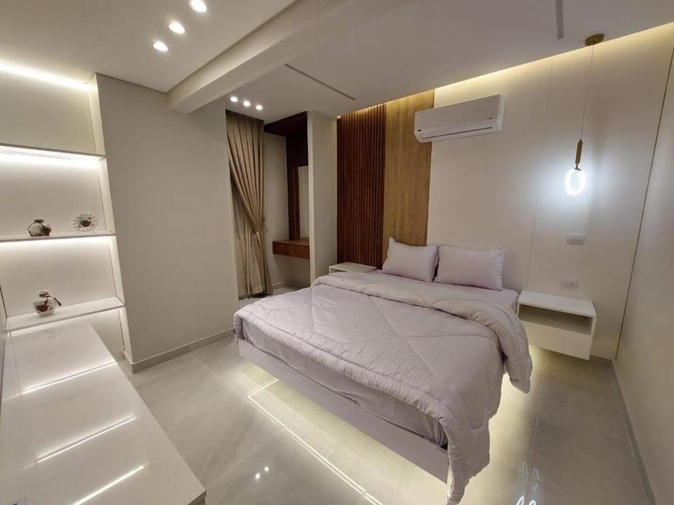 A6 Luxury in the finest neighborhood of Mohandessin Apartment in Egypt