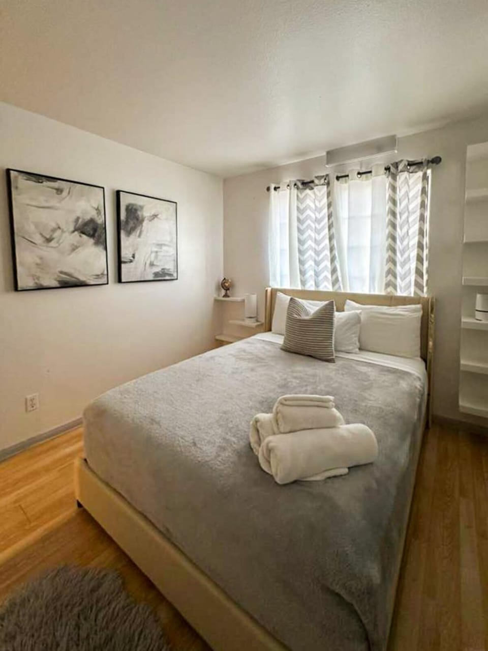 Modern 3BR Home with Pool and Patio Close to Strip House in Spring Valley