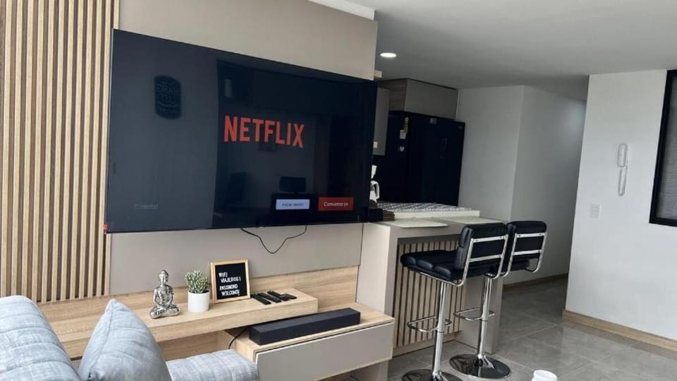 Apto Moderno,Tranquilo, Avenida las Vegas, cerca al Metro, a 20 min de Provenza Apartment in Sabaneta