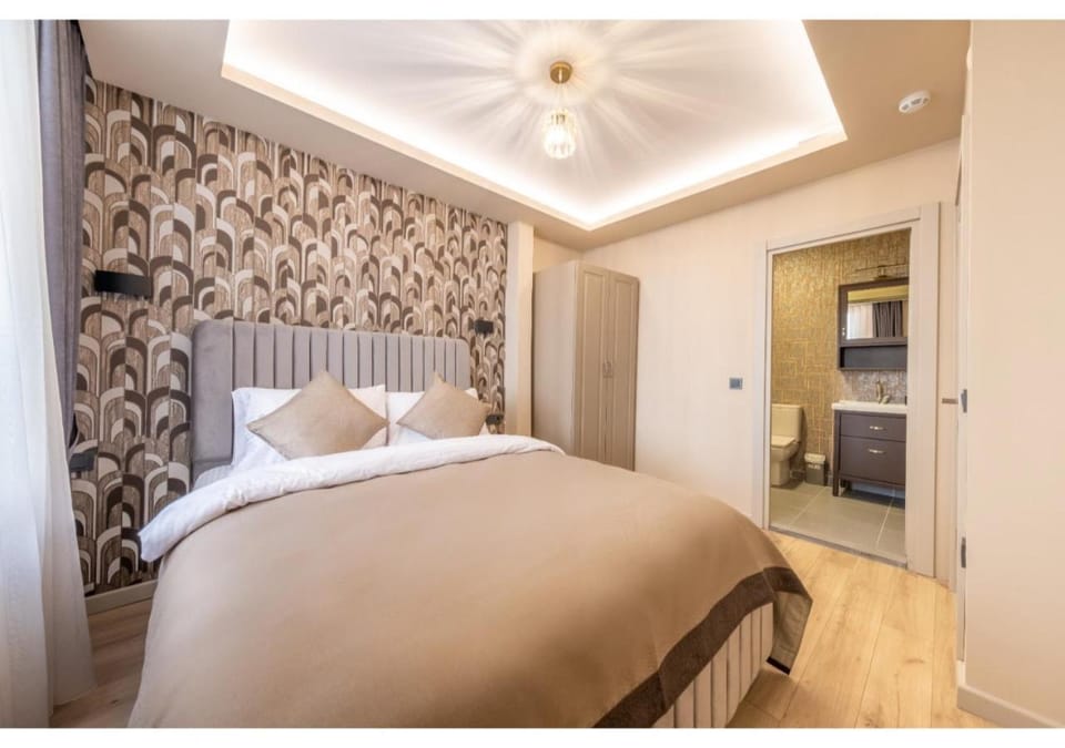 Bed, Photo of the whole room, Bedroom, wardrobe
