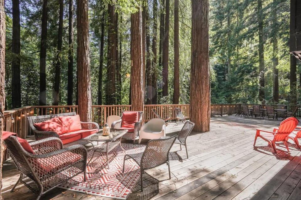 Norcal Hideaway - Dogs OK House in Russian River