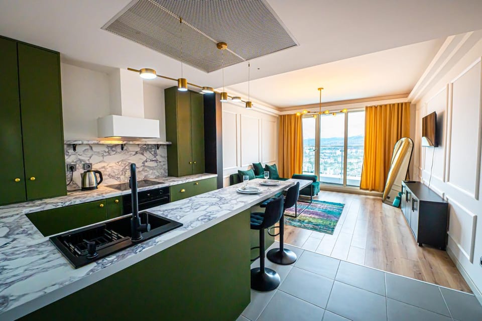 Kitchen or kitchenette, Living room, Seating area, Dining area, minibar, pet friendly, stove